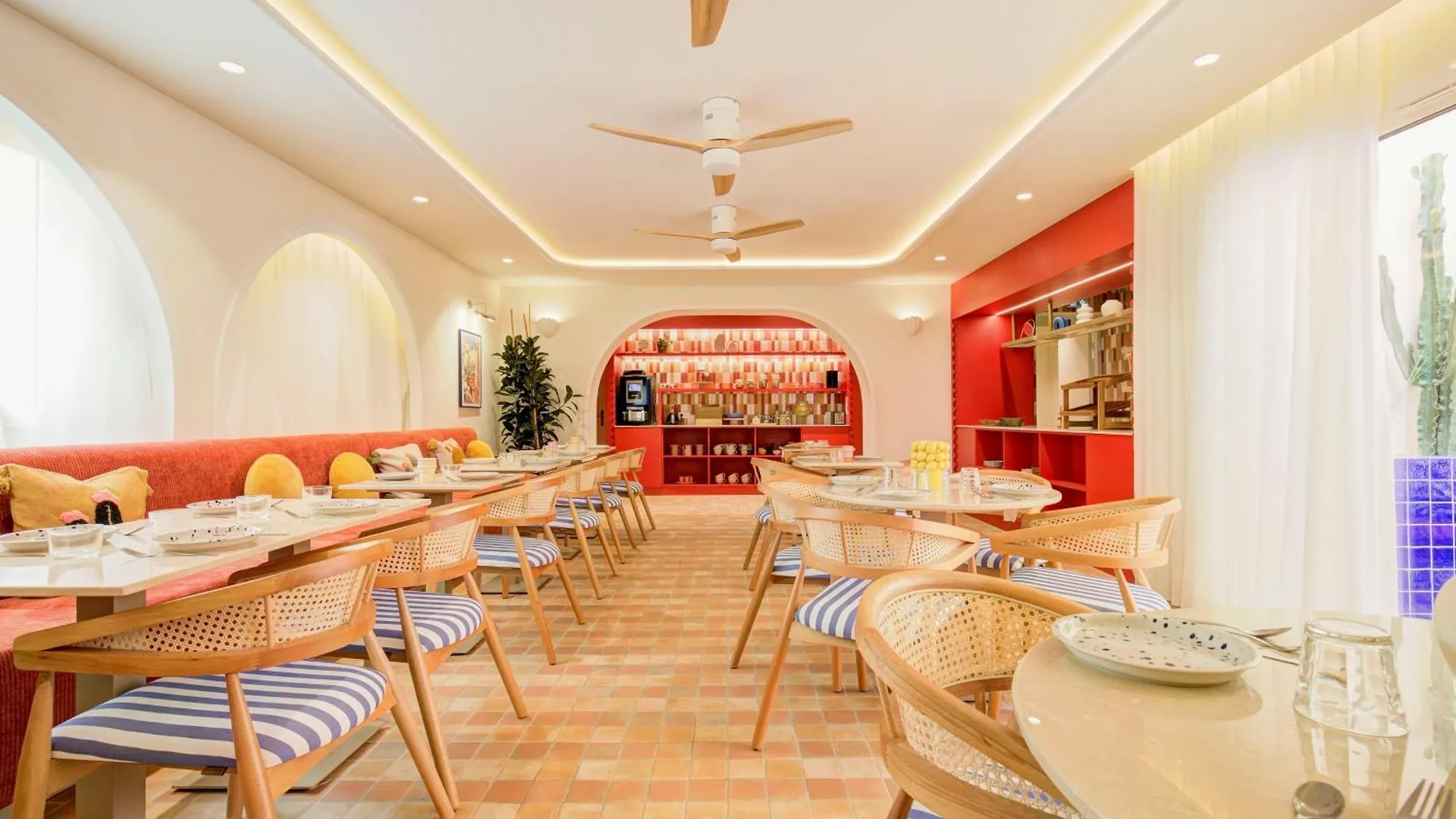Hotel Gabriel Menton 3*,