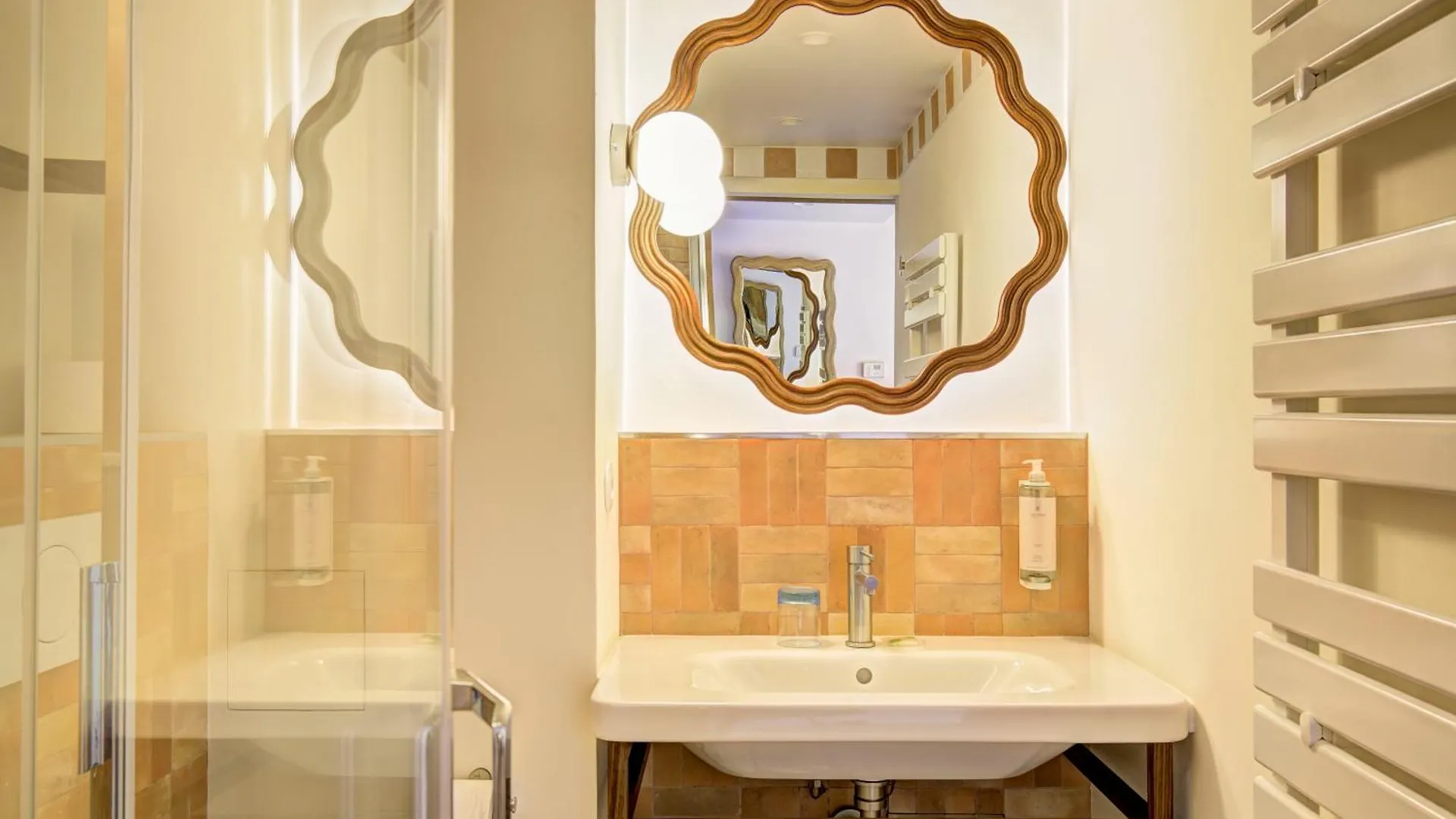 Hôtel Narev's Menton